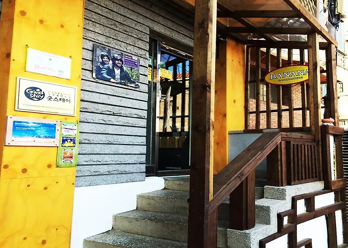 Banana Backpackers Hotel